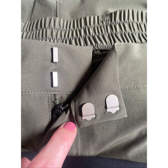 GapFit wide leg woman’s activewear pants - Picture 5 of 10